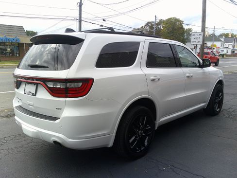 Used 2024 Dodge Durango GT image 6