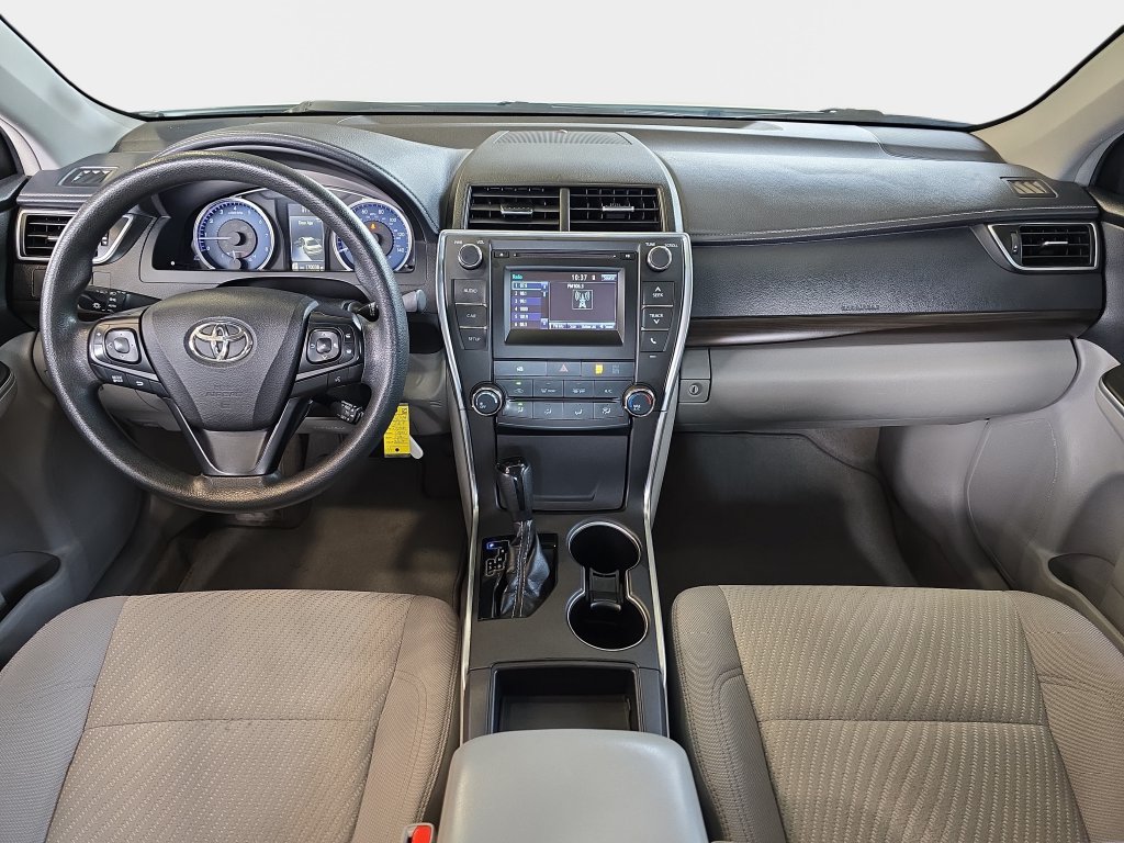 Used 2017 Toyota Camry LE FWD image 10