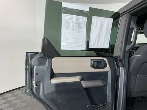 Used 2022 Ford Bronco Wildtrak image 28