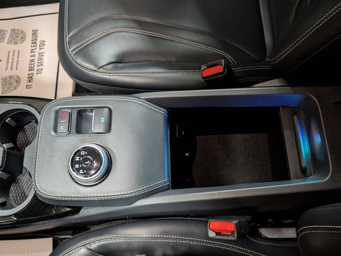 Used 2021 Ford Mustang Mach-E Premium image 17