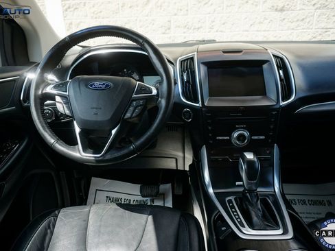 Used 2018 Ford Edge Titanium image 29