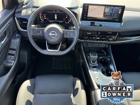 Used 2024 Nissan Rogue SL w/ SL Premium Package image 11