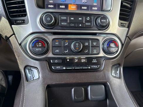 Used 2015 Chevrolet Suburban LT w/ Max Trailering Package RWD image 41
