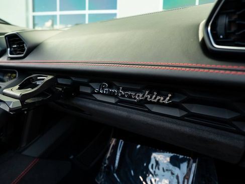 Used 2017 Lamborghini Huracan LP 610-4 AWD/4WD image 39