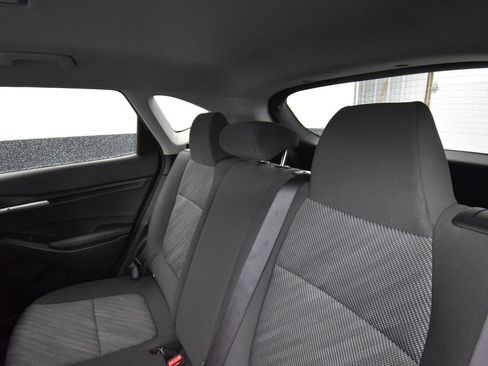 Used 2024 Kia Seltos LX image 12