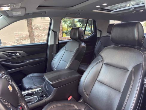 Used 2018 Chevrolet Traverse Premier w/ Redline Edition image 37