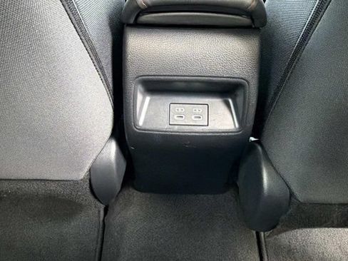 Certified 2025 Toyota Corolla SE FWD image 20