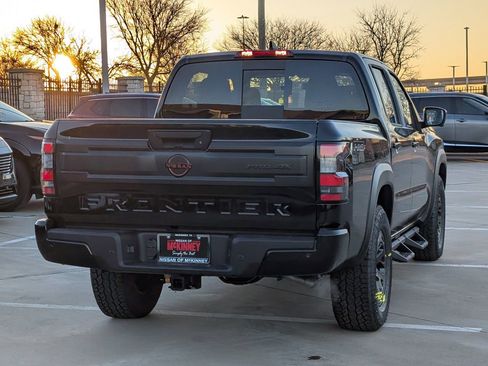 New 2026 Nissan Frontier PRO-4X w/ Pro-4x Convenience Package image 4