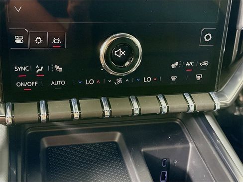 New 2026 GMC Acadia AT4 image 11