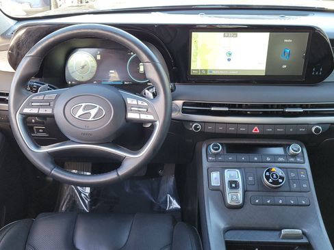 Used 2023 Hyundai Palisade Limited AWD/4WD image 9
