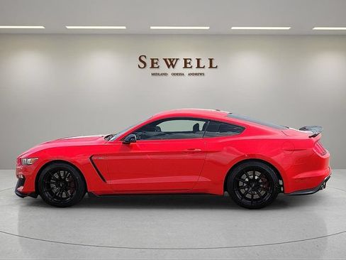 Used 2016 Ford Mustang Shelby GT350 w/ Technology Package RWD image 2