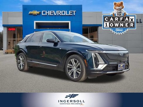 Used 2024 Cadillac Lyriq Luxury AWD/4WD image 1