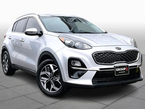 Used 2020 Kia Sportage EX image 4