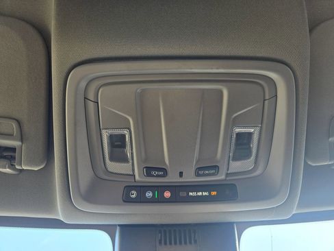 Used 2025 Chevrolet Silverado 3500 LT w/ Convenience Package image 25