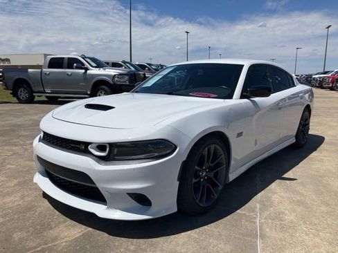 Used 2023 Dodge Charger Scat Pack RWD image 3