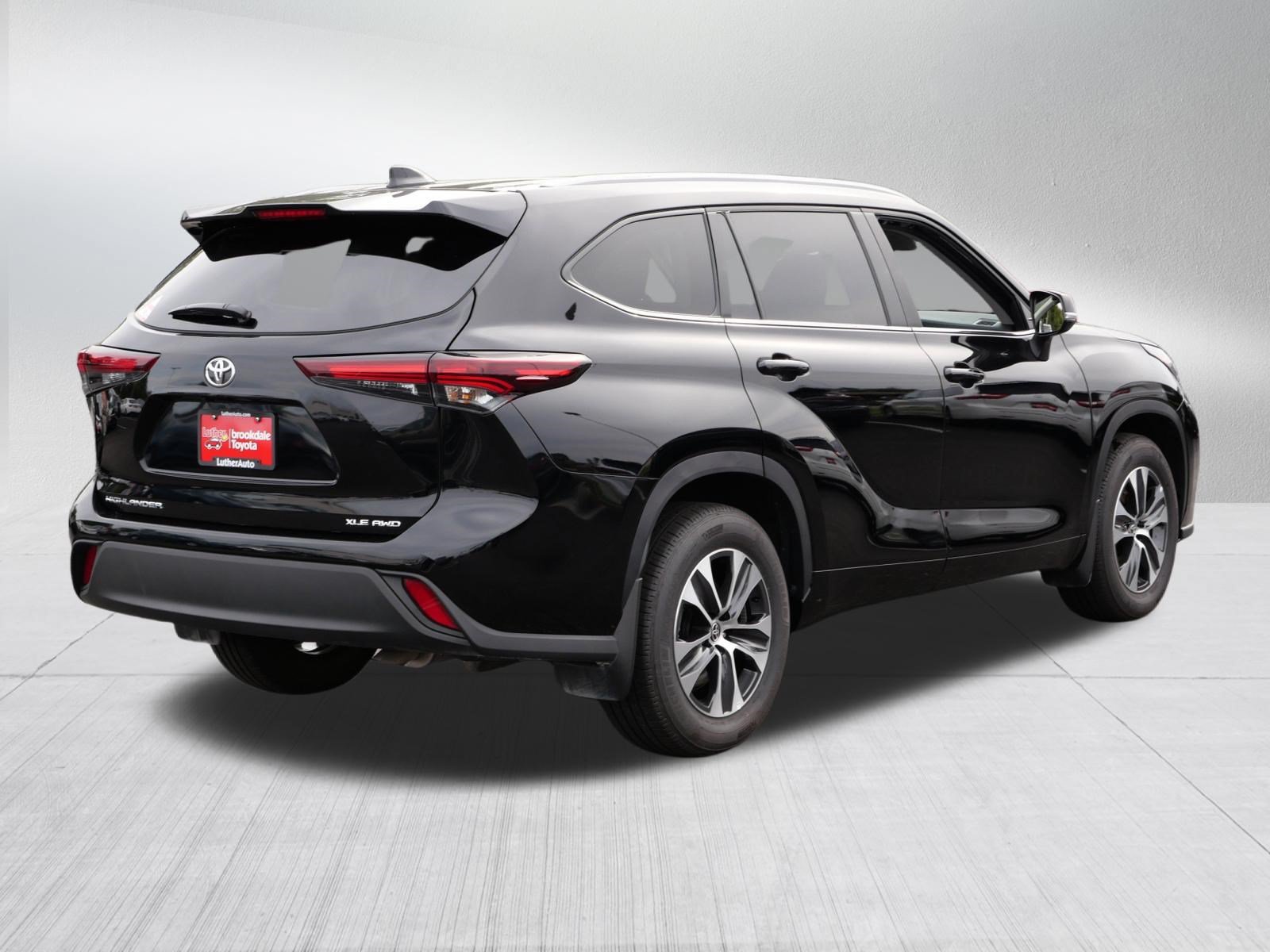 Certified 2026 Toyota Highlander XLE AWD/4WD image 7