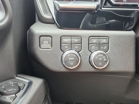 New 2026 GMC Sierra 1500 SLT w/ SLT Premium Plus Package image 19