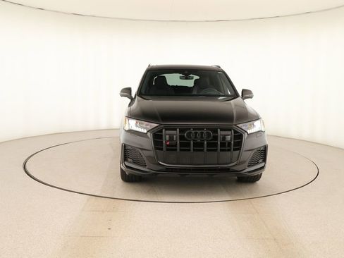 Certified 2023 Audi SQ7 Prestige AWD/4WD image 11