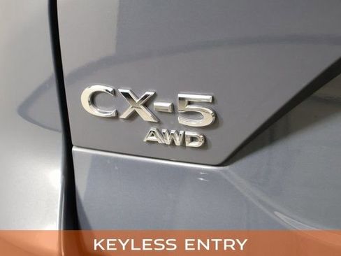 Used 2025 MAZDA CX-5 Carbon Edition image 9