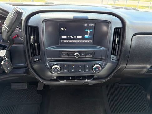 Used 2017 Chevrolet Silverado 1500 Custom w/ Custom Convenience Package RWD image 20