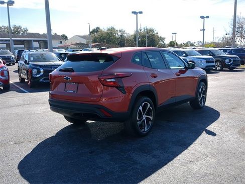 Used 2024 Chevrolet Trax RS w/ Driver Confidence Package image 6