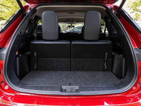 Used 2024 Mitsubishi Outlander AWD image 25