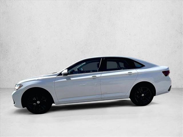 Used 2023 Volkswagen Jetta SE FWD image 6