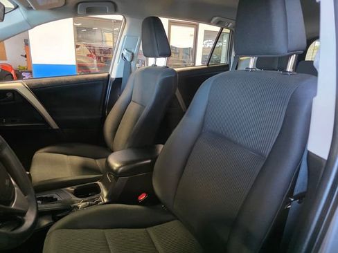 Used 2017 Toyota RAV4 LE w/ All Weather Liner Package AWD/4WD image 22
