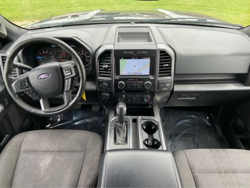 Used 2019 Ford F150 XLT w/ Equipment Group 302A Luxury AWD/4WD image 16