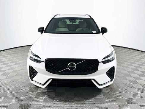New 2026 Volvo XC60 B5 Core image 2
