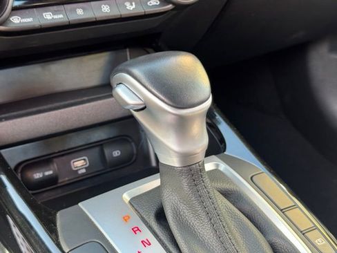 Certified 2024 Kia Forte GT-Line image 21