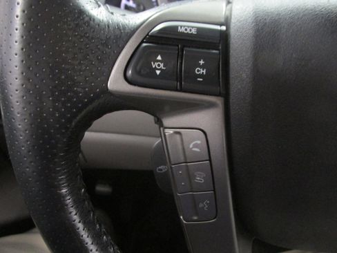 Used 2016 Honda Odyssey EX-L image 34