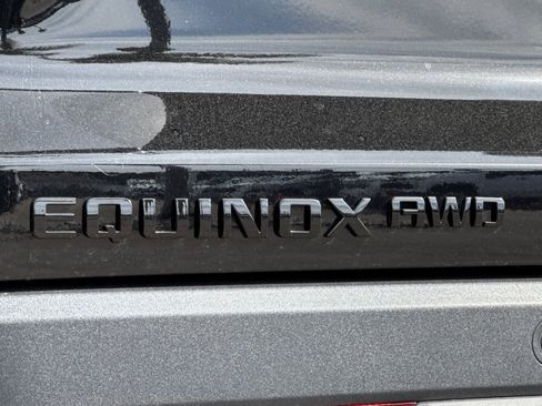 New 2025 Chevrolet Equinox ACTIV w/ Safety and Technology Package image 27