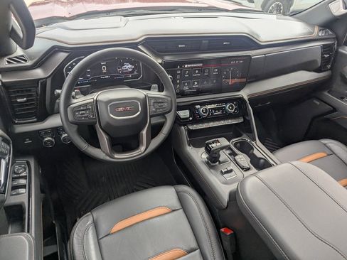 Used 2025 GMC Sierra 1500 AT4 w/ AT4 Premium Package image 26