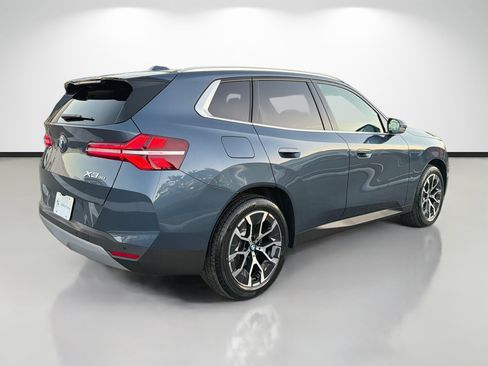 New 2026 BMW X3 xDrive30 w/ Premium Package image 3