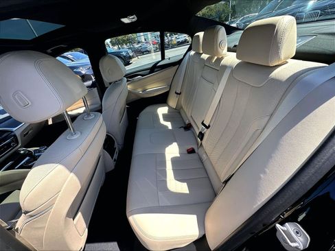 Used 2023 BMW 530e w/ Convenience Package RWD image 25