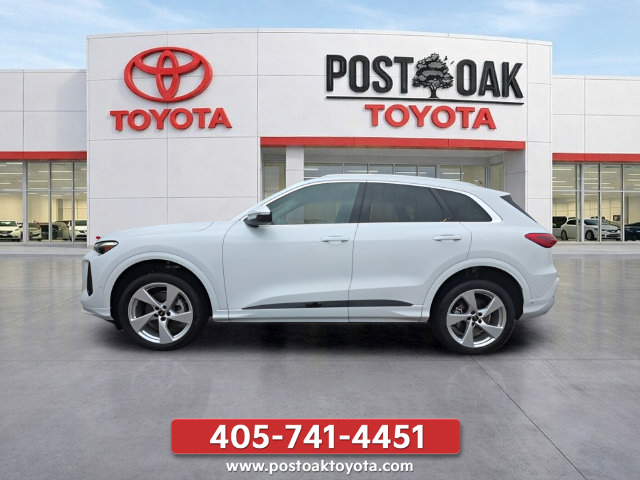 Used 2025 Audi Q5 Premium Plus AWD/4WD image 3