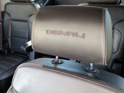 Used 2016 GMC Yukon Denali w/ Open Road Package image 17