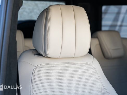 Used 2023 Mercedes-Benz G 550 image 40