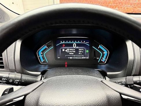 Used 2023 Honda Odyssey Touring image 11