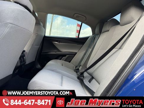 Used 2025 Toyota Camry LE image 28