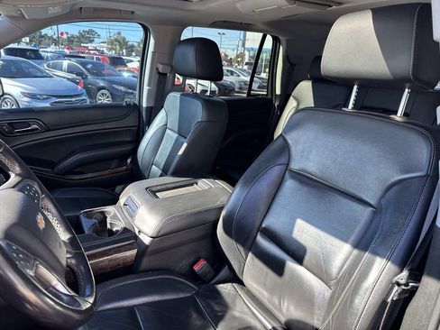 Used 2018 Chevrolet Tahoe LT image 17