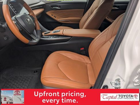 Used 2022 Toyota Avalon Limited w/ Advanced Safety Package FWD image 12