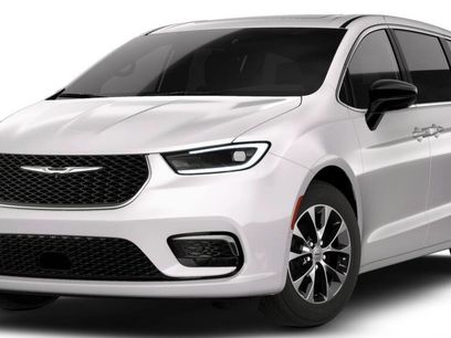 New 2026 Chrysler Pacifica Limited