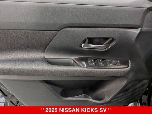 Certified 2025 Nissan Kicks SV w/ SV Premium Package AWD/4WD image 15