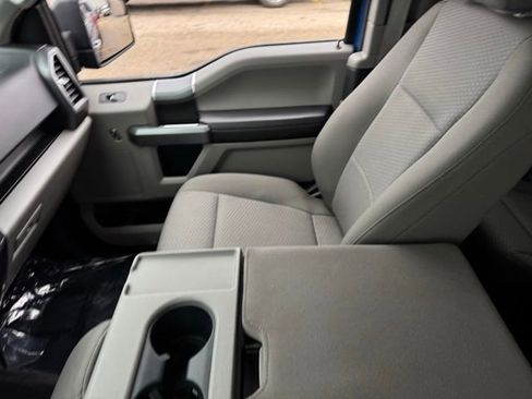 Used 2018 Ford F150 XLT w/ Equipment Group 302A Luxury AWD/4WD image 22