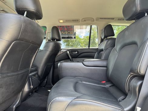 Used 2021 INFINITI QX80 Luxe image 19
