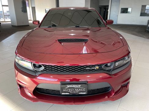 Used 2019 Dodge Charger Scat Pack w/ Plus Group image 2