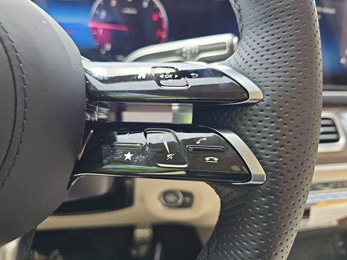 New 2026 Mercedes-Benz GLS 450 4MATIC image 20