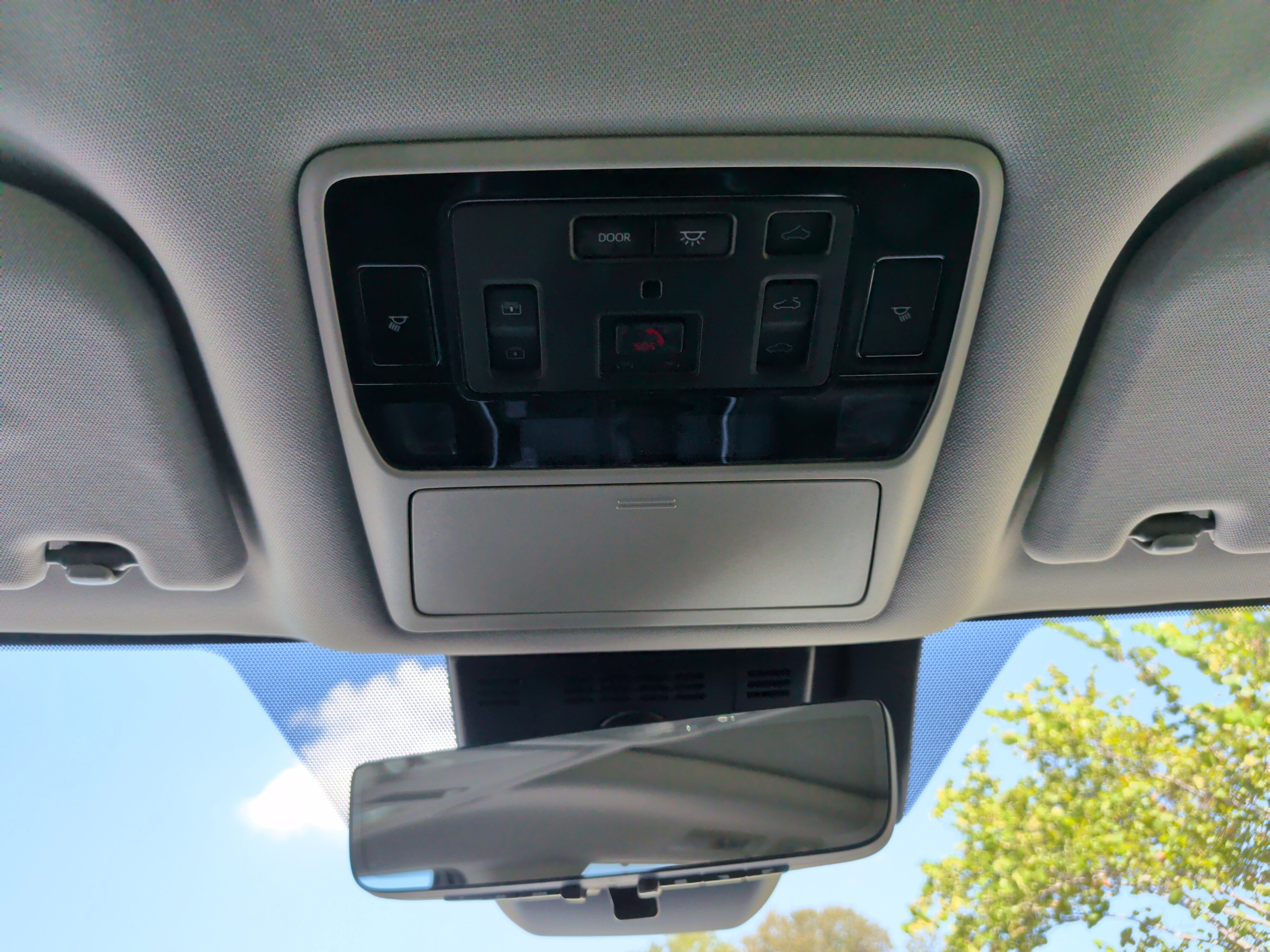 Used 2025 Toyota Grand Highlander AWD image 30